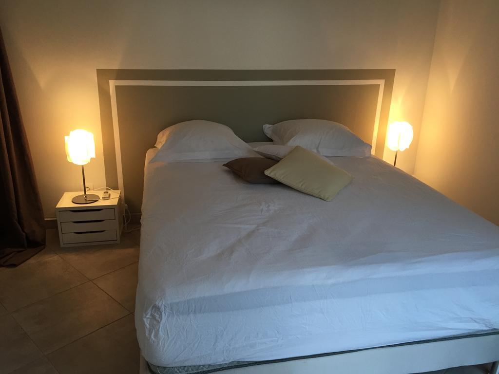 Apartmán Location Dampierre Le Gosier  Pokoj fotografie